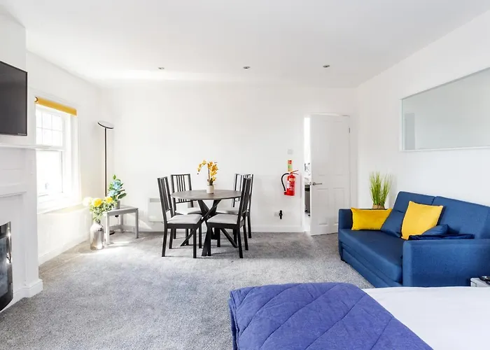 Beach View Luxury Apartment
